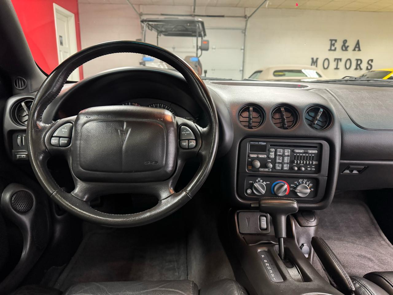 Pontiac Firebird  2002