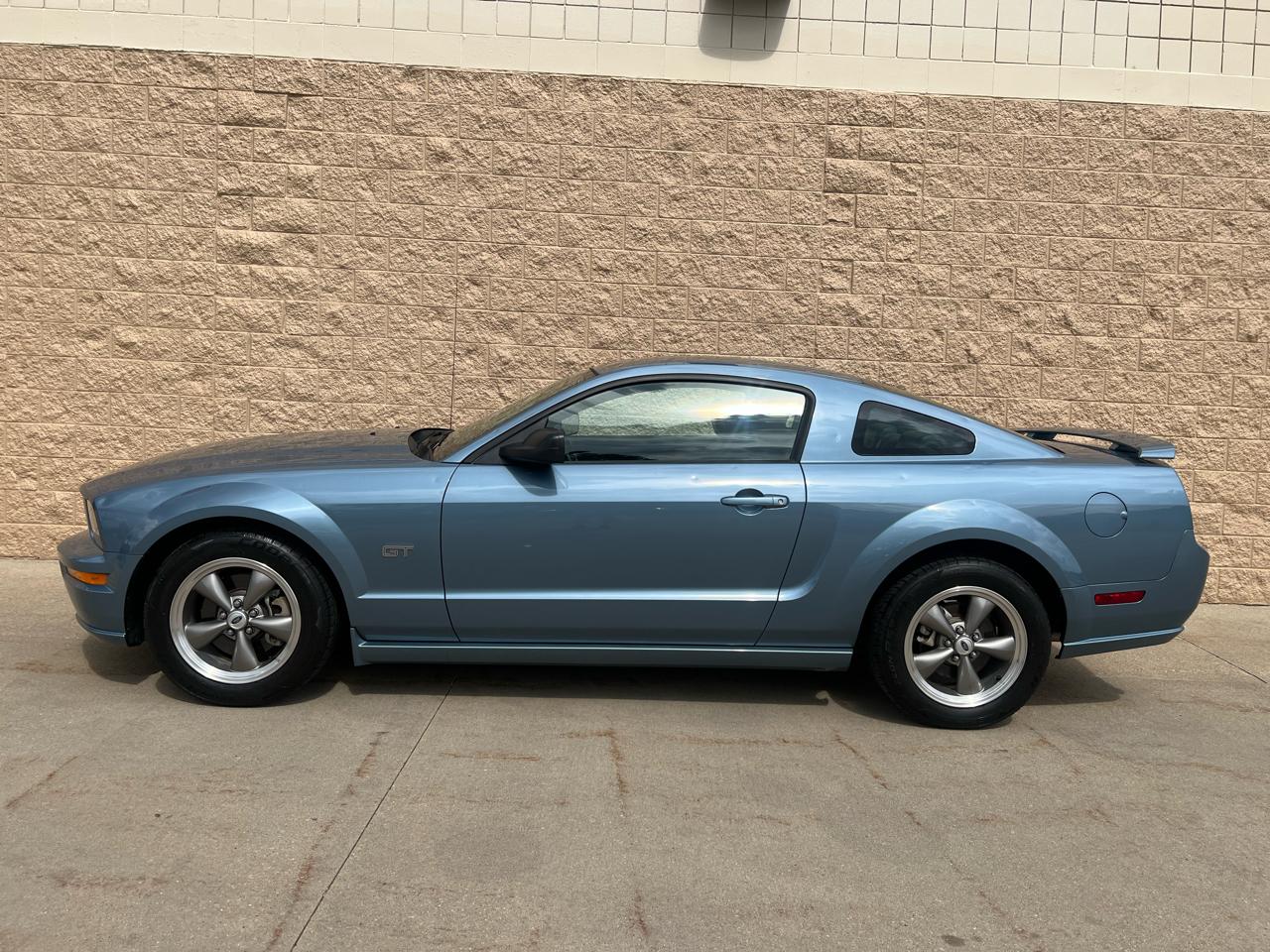 Ford Mustang GT Premium 2005