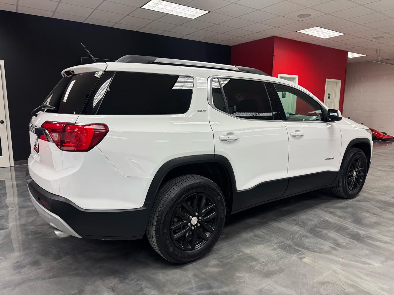GMC Acadia SLT 2019