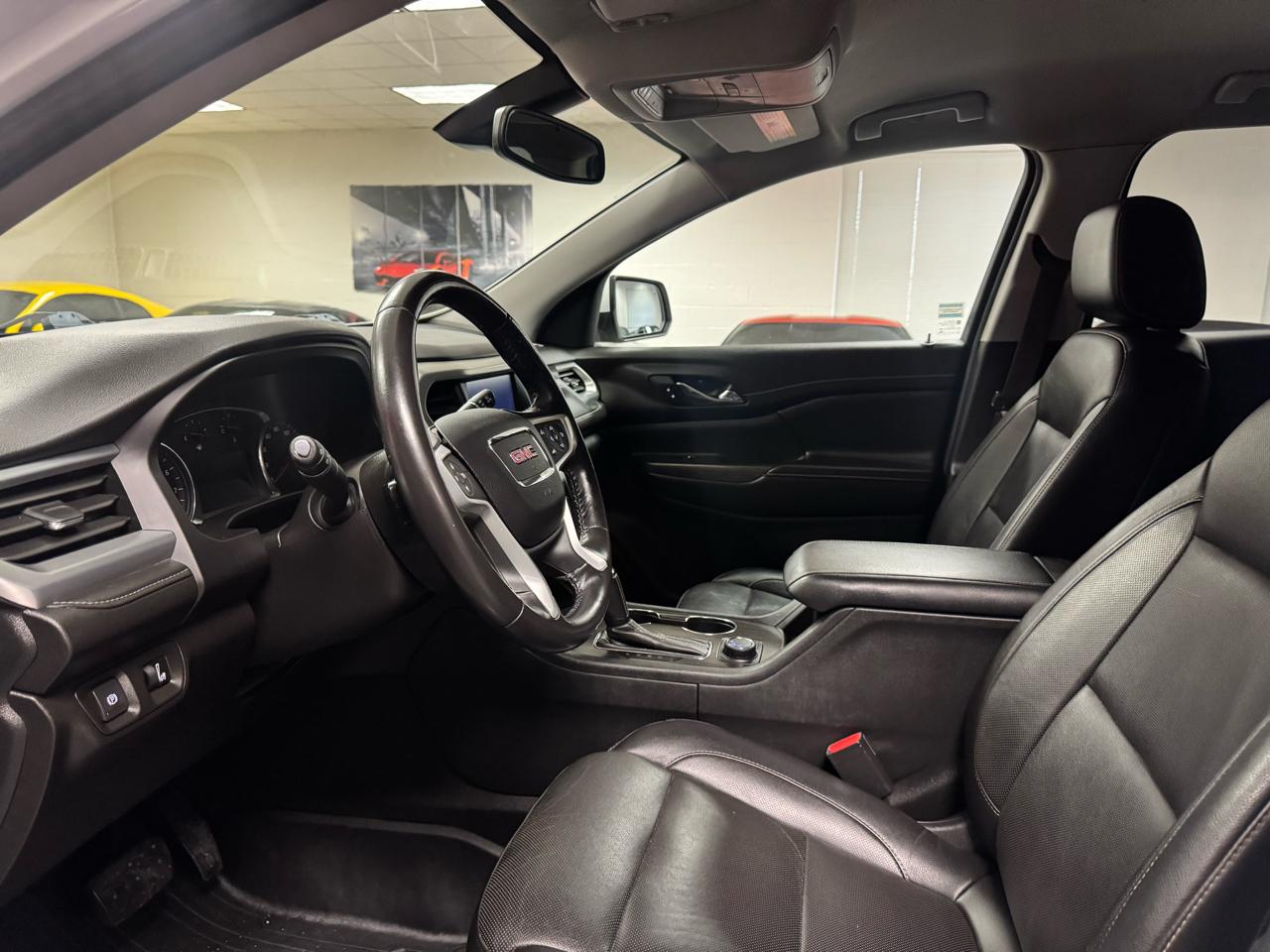 GMC Acadia SLT 2019