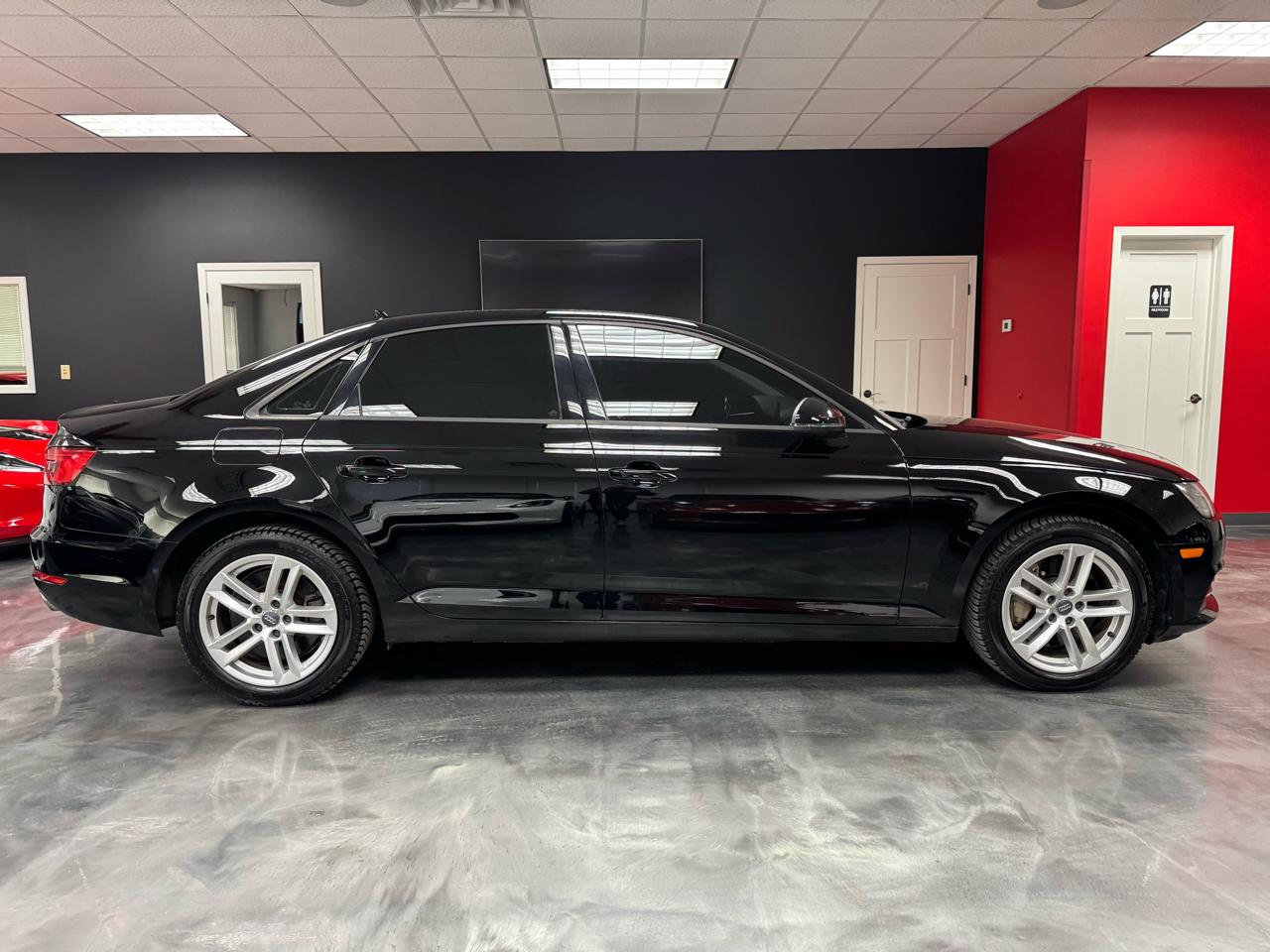 Audi A4 2.0 TFSI Auto Premium quattro AWD 2017