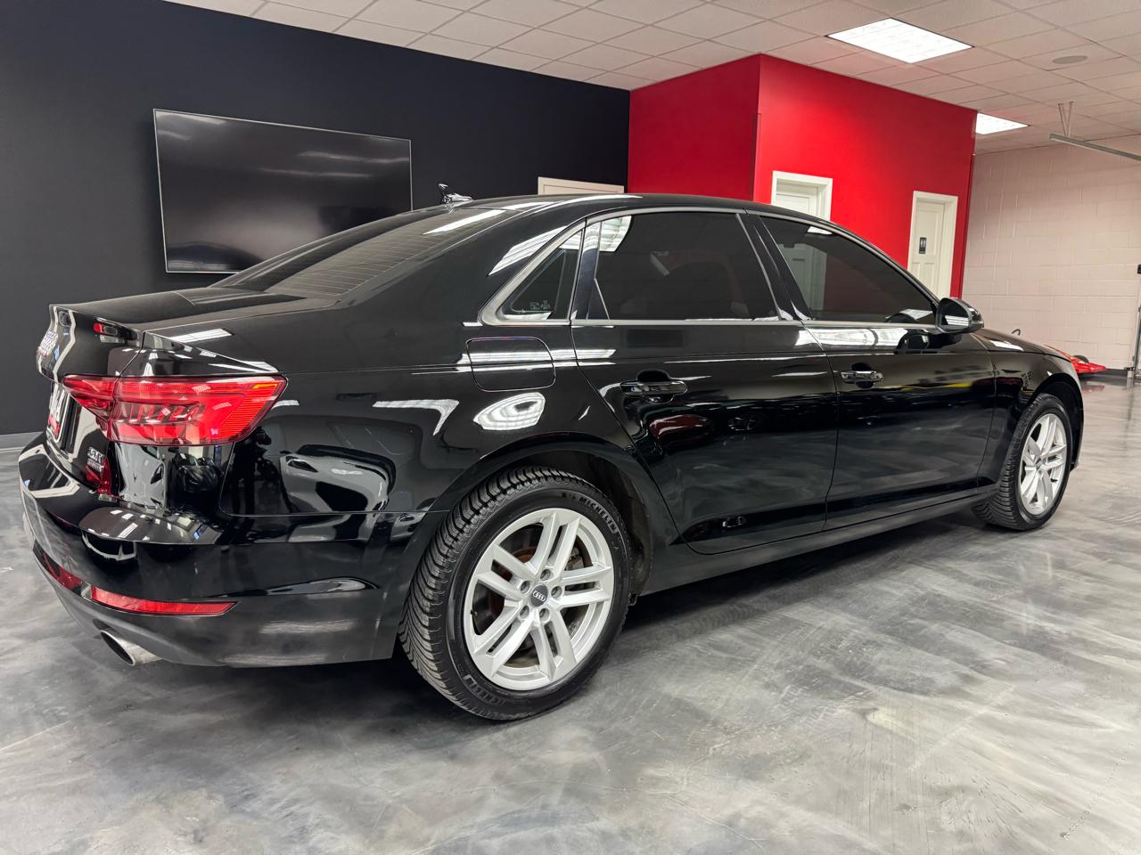 Audi A4 2.0 TFSI Auto Premium quattro AWD 2017