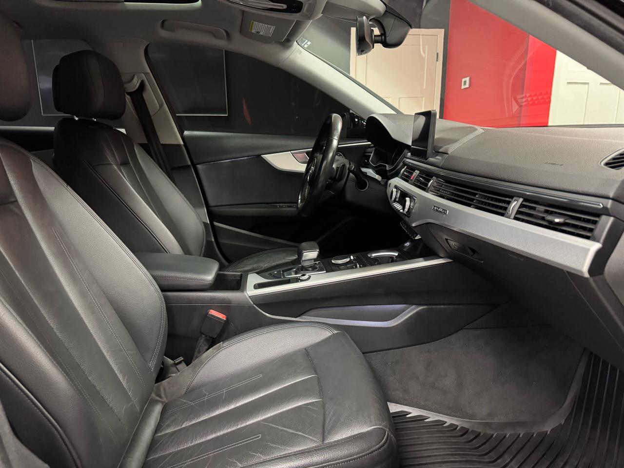 Audi A4 2.0 TFSI Auto Premium quattro AWD 2017