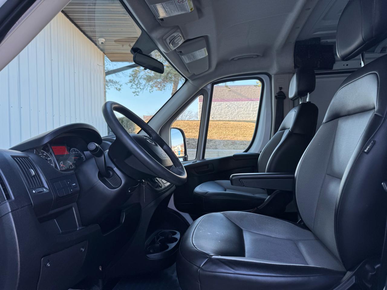 RAM ProMaster Cargo Van 1500 Low Roof 136" WB 2017