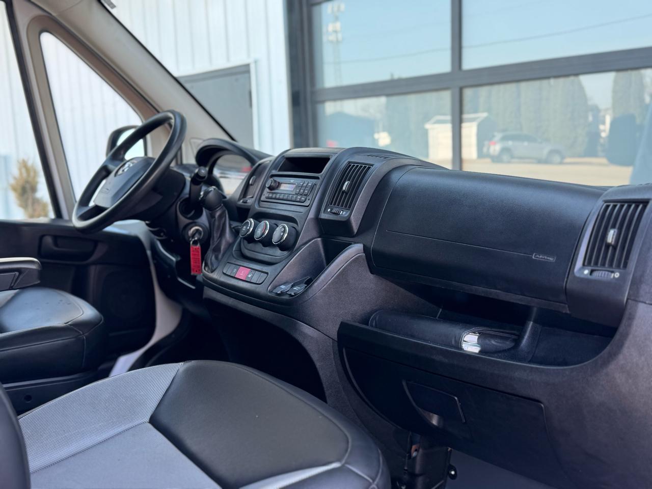 RAM ProMaster Cargo Van 1500 Low Roof 136" WB 2017