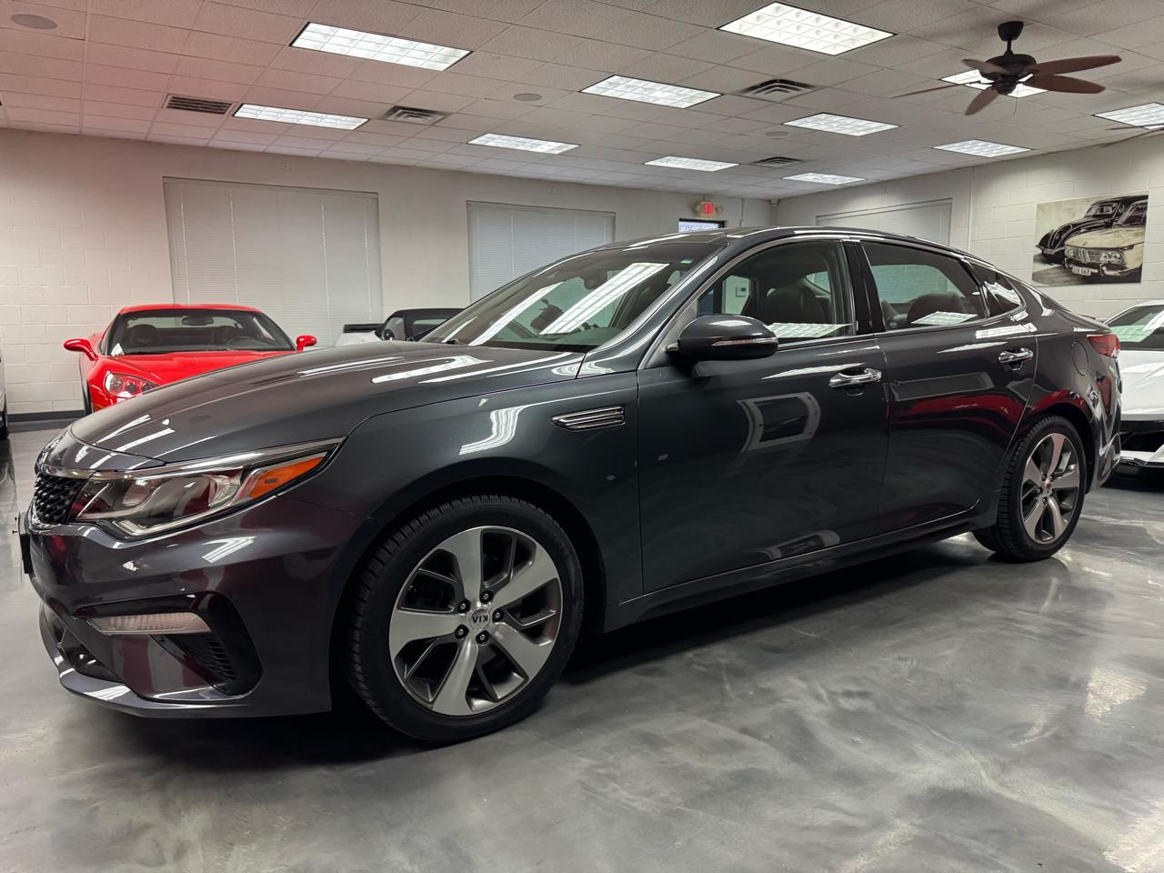 Kia Optima  2019
