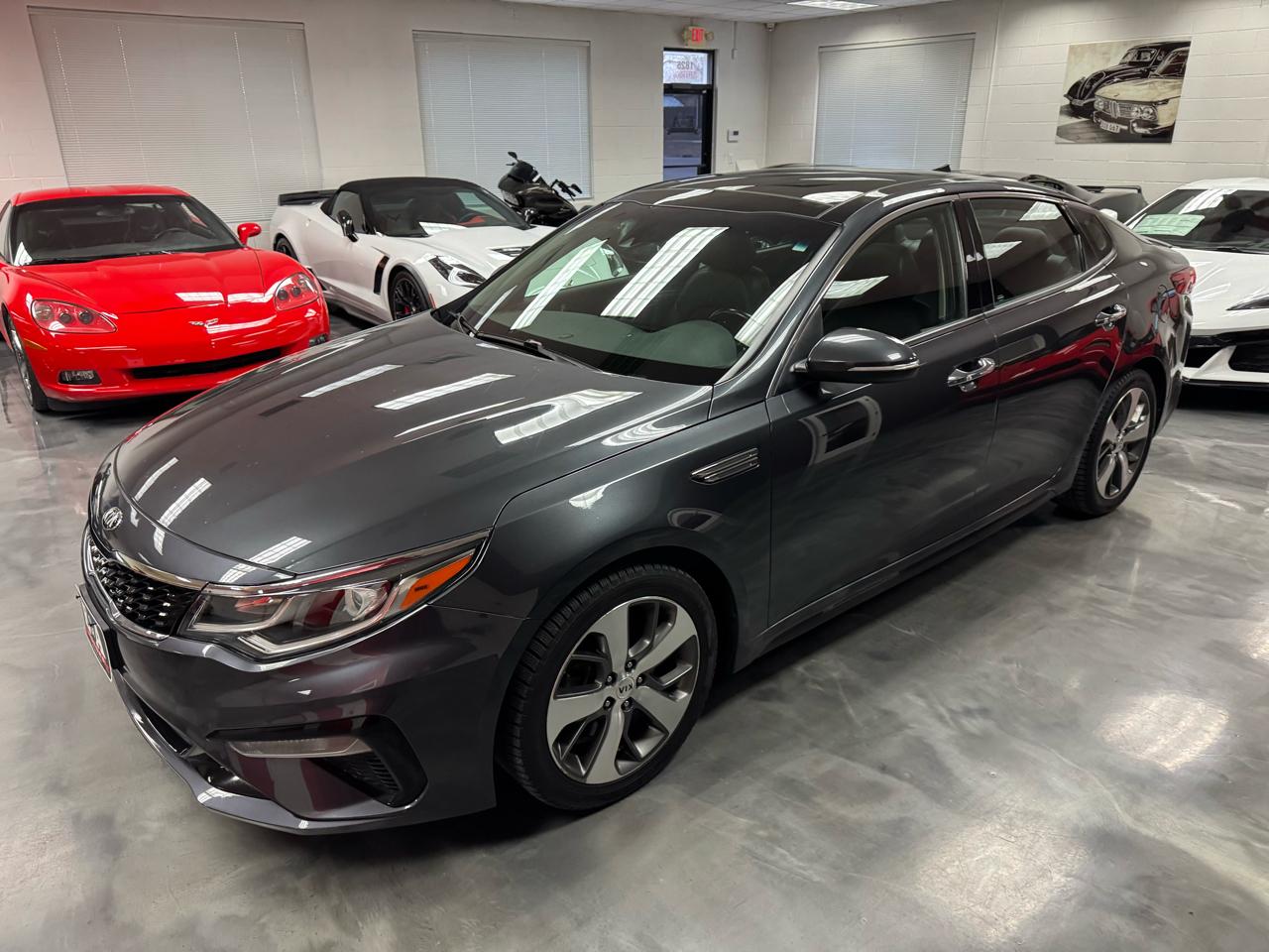 Kia Optima  2019