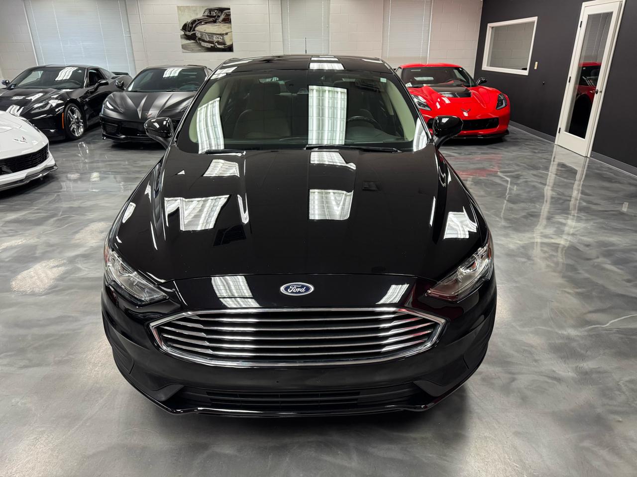 Ford Fusion S FWD 2019