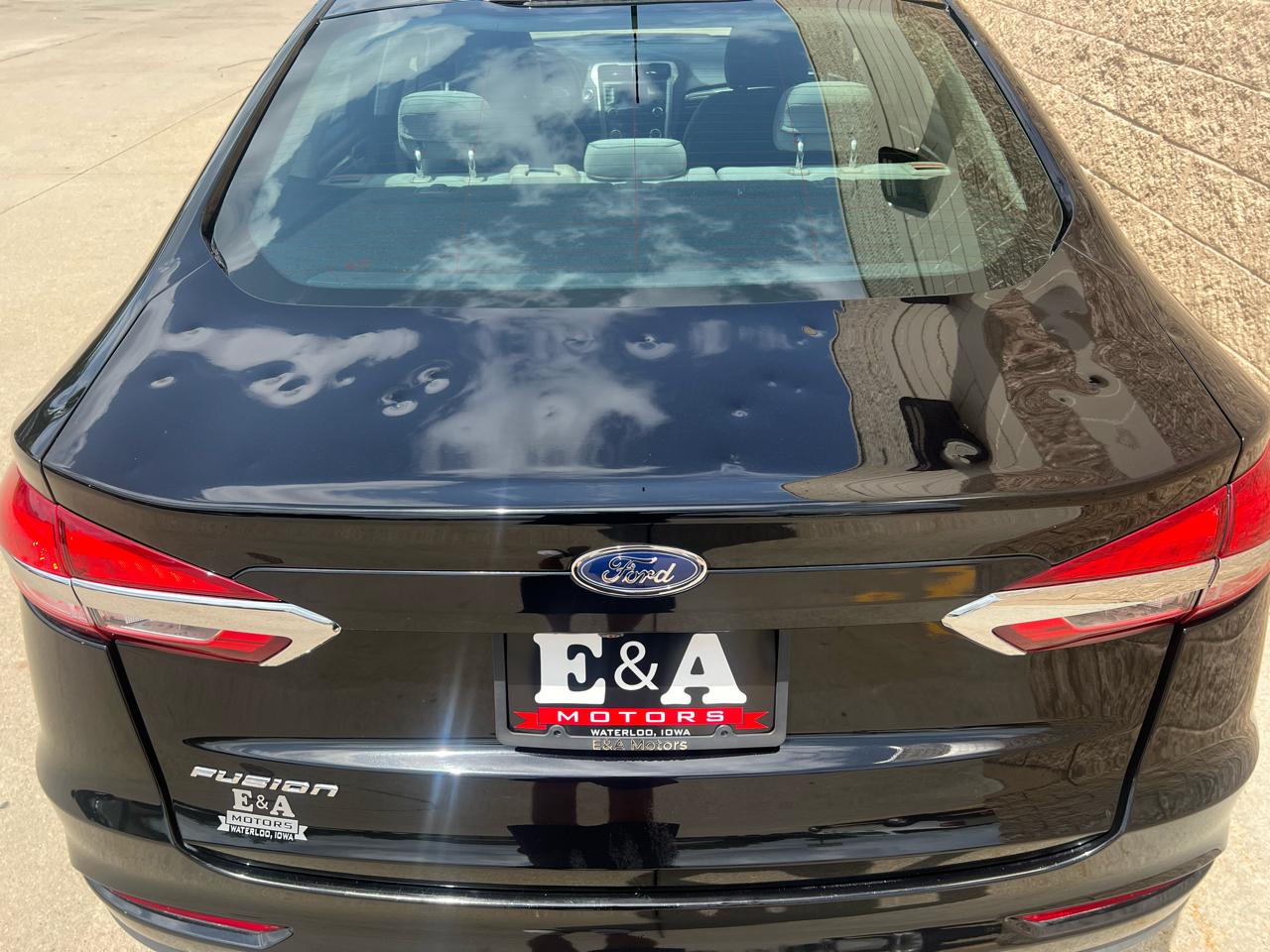 Ford Fusion S FWD 2019