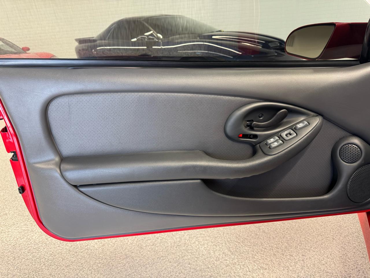 Pontiac Firebird  1999