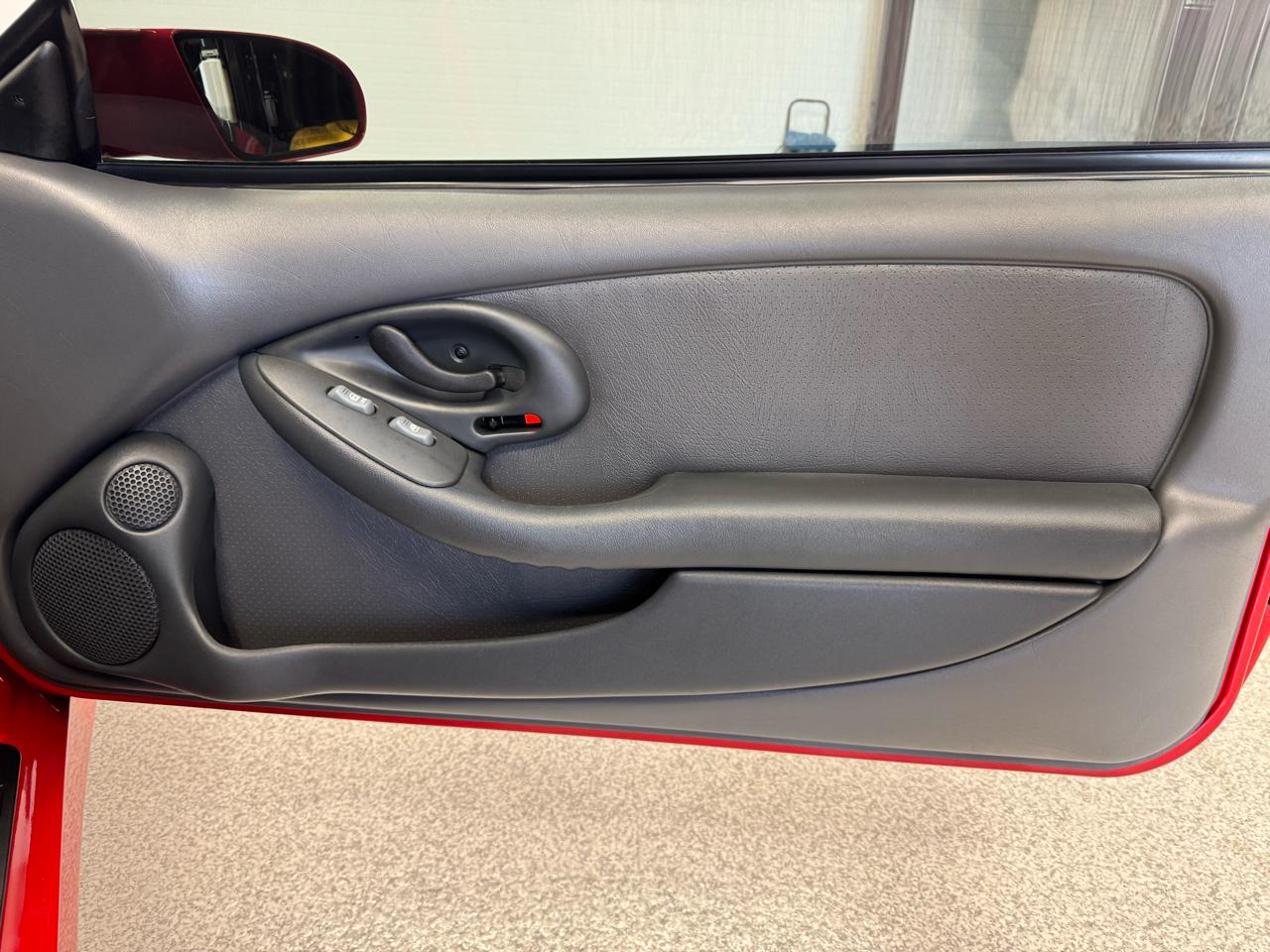 Pontiac Firebird  1999