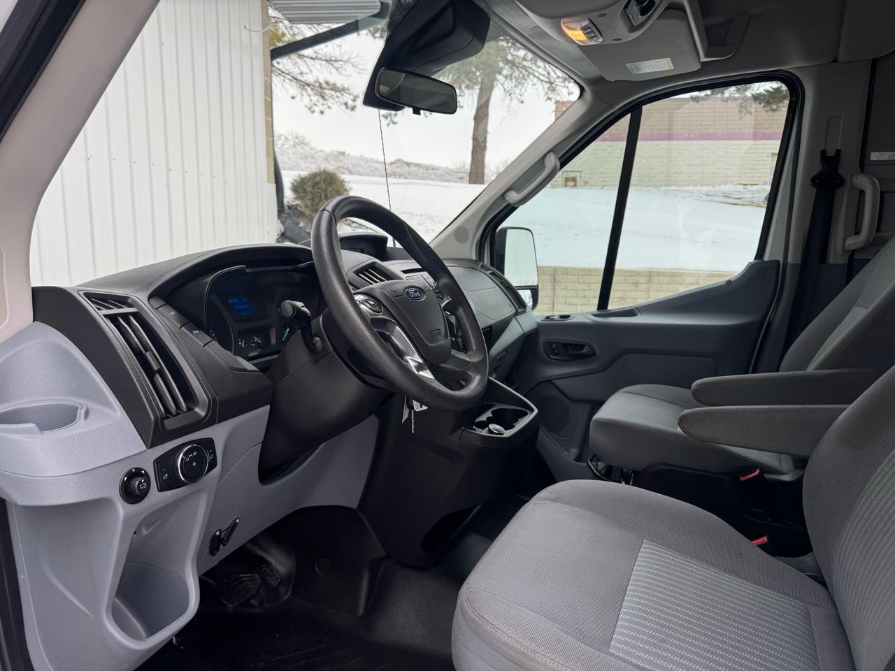 Ford Transit Passenger Wagon  2019