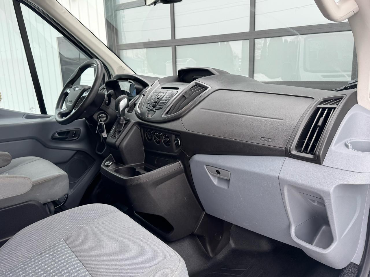 Ford Transit Passenger Wagon  2019