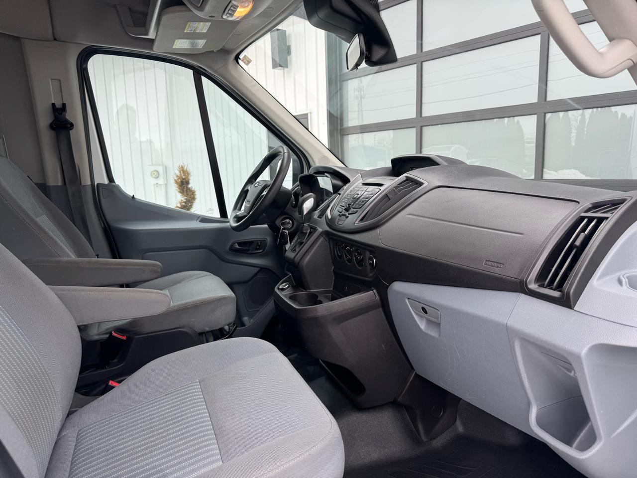 Ford Transit Passenger Wagon  2019