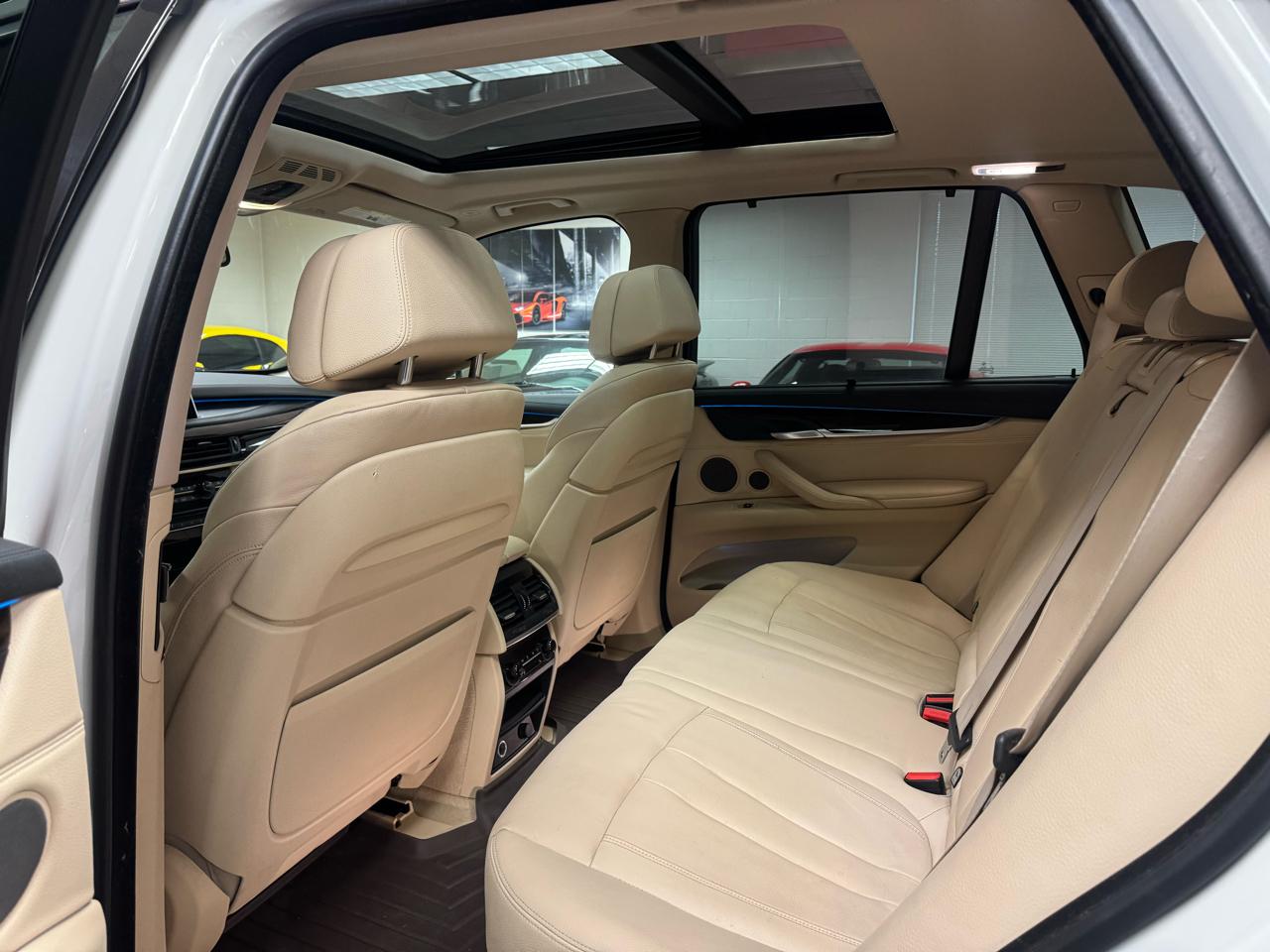 BMW X5 AWD 4dr xDrive50i 2014