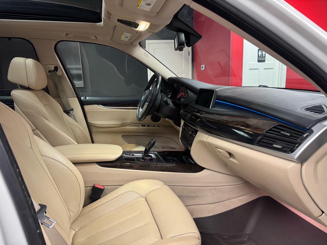 BMW X5 AWD 4dr xDrive50i 2014