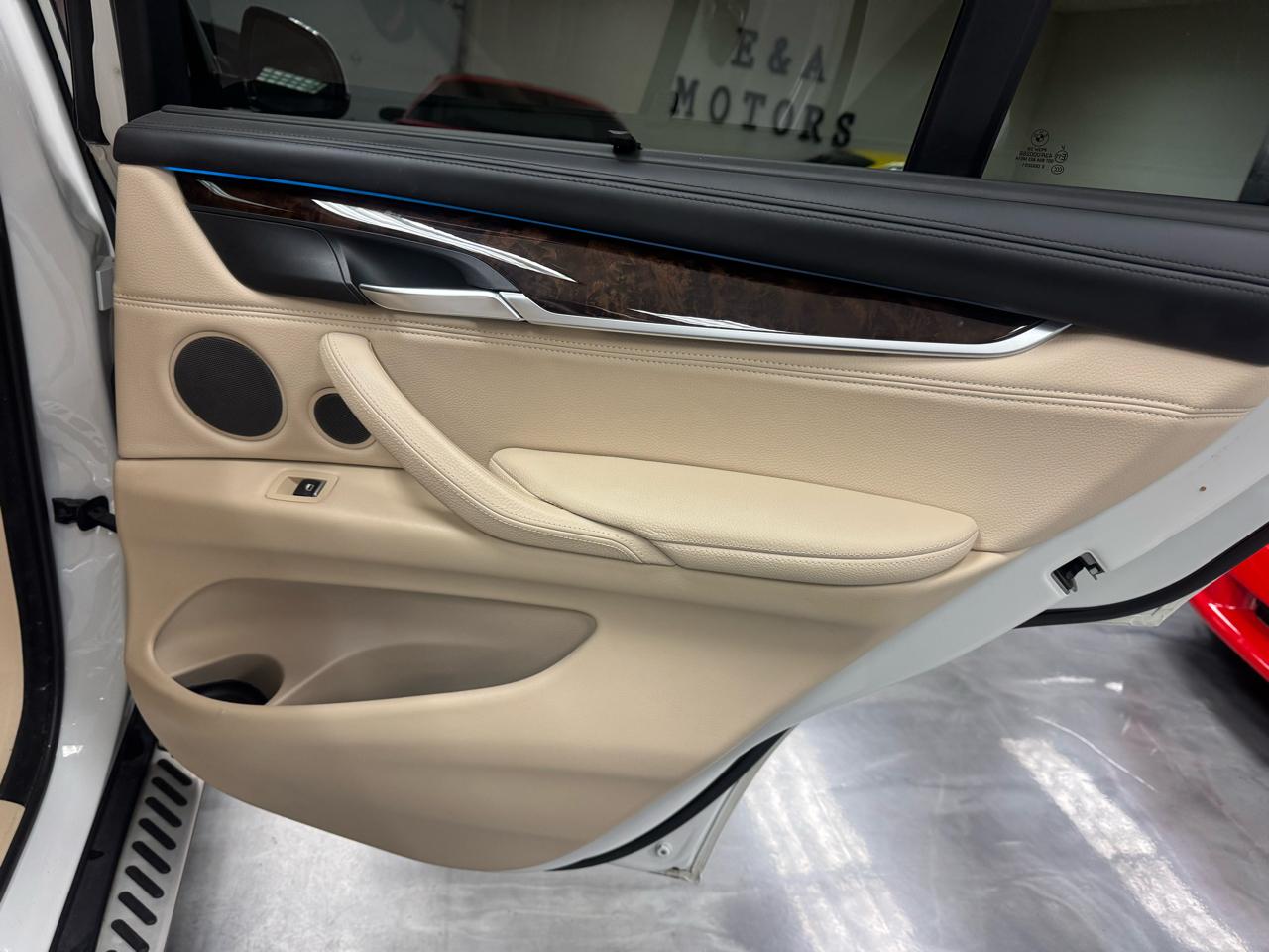 BMW X5 AWD 4dr xDrive50i 2014