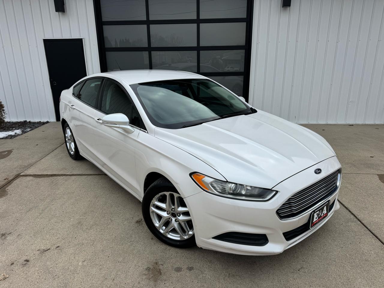Ford Fusion SE 2013