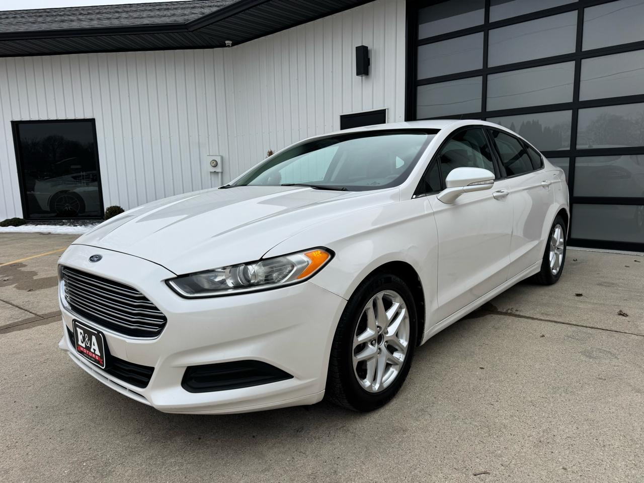 Ford Fusion SE 2013