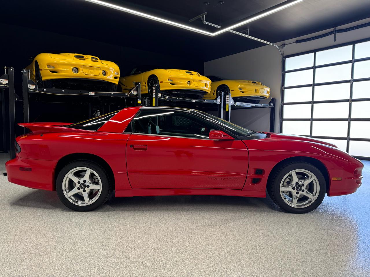 Pontiac Firebird  2001