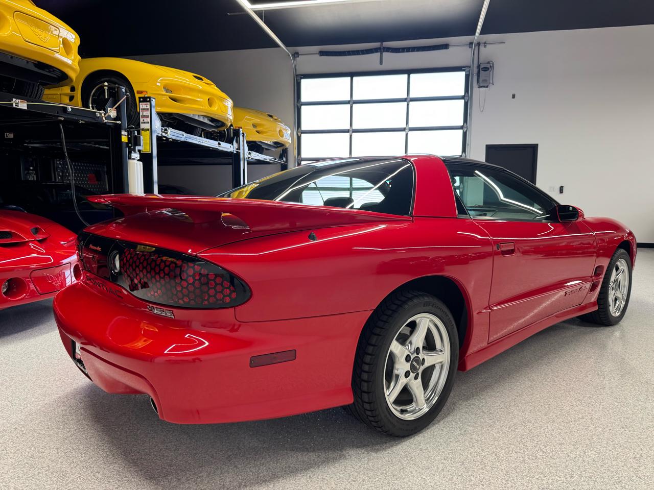 Pontiac Firebird  2001