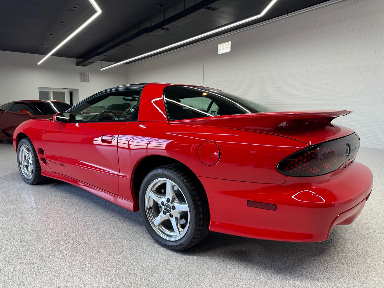 Pontiac Firebird  2001