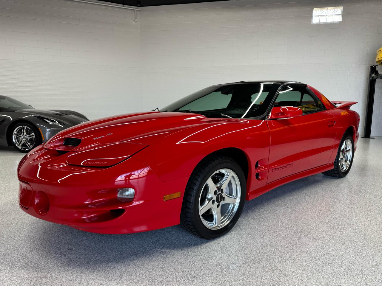 Pontiac Firebird  2001