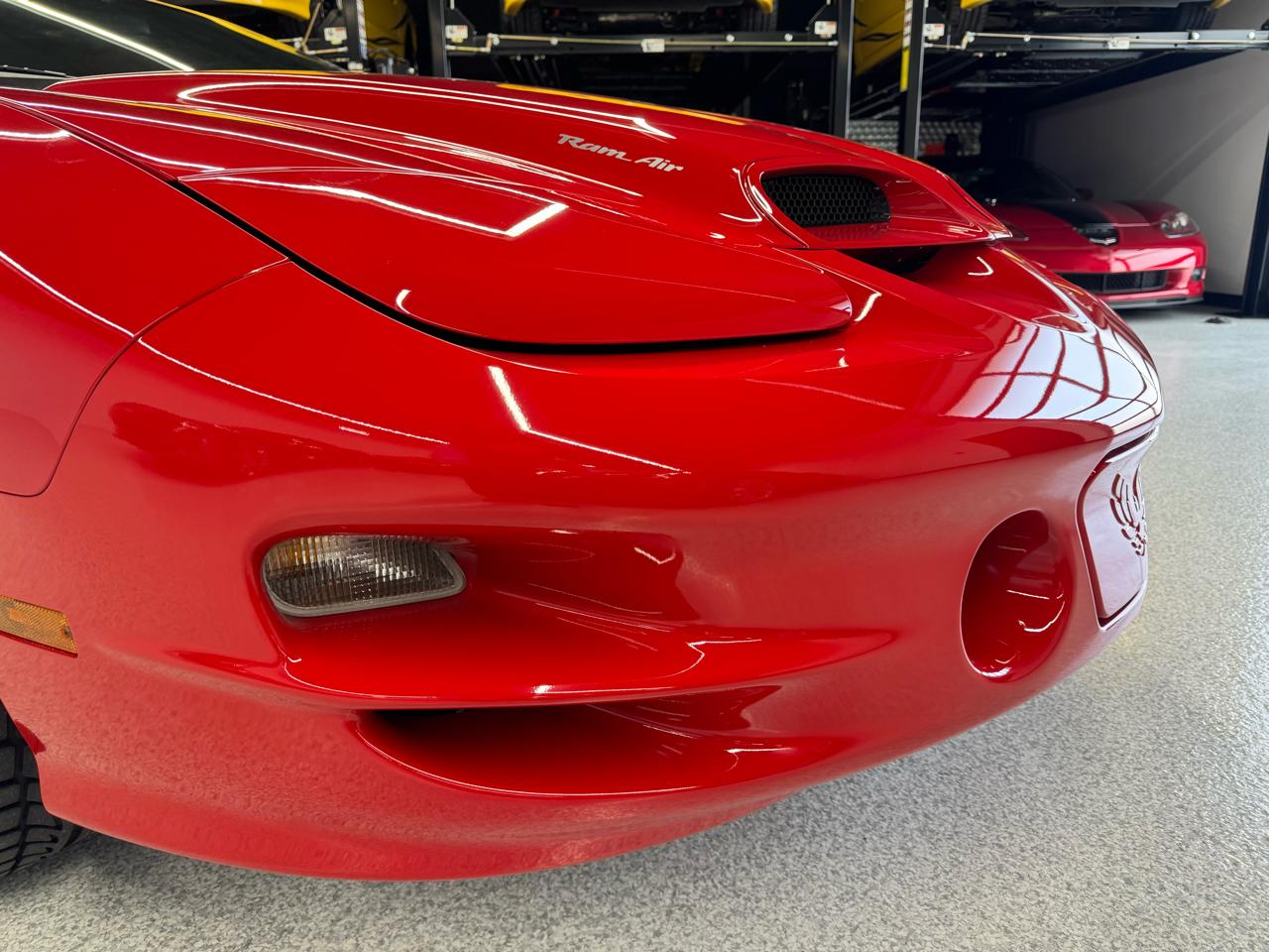 Pontiac Firebird  2001