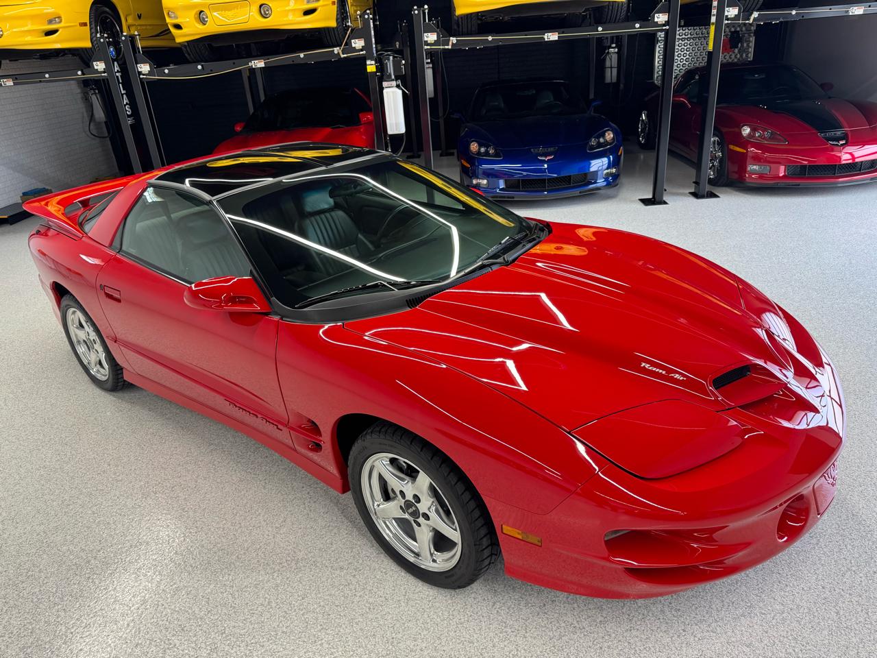 Pontiac Firebird  2001