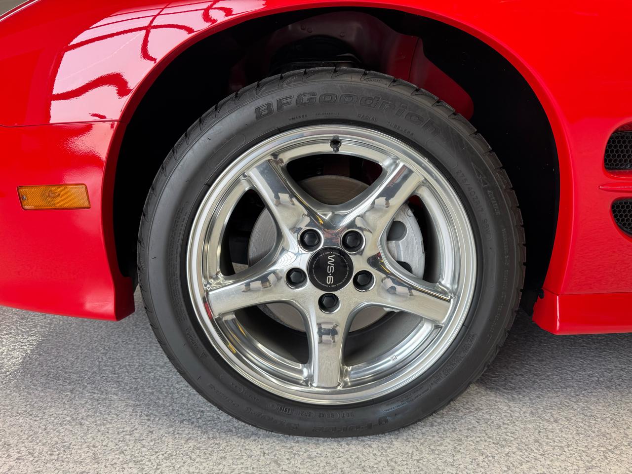 Pontiac Firebird  2001