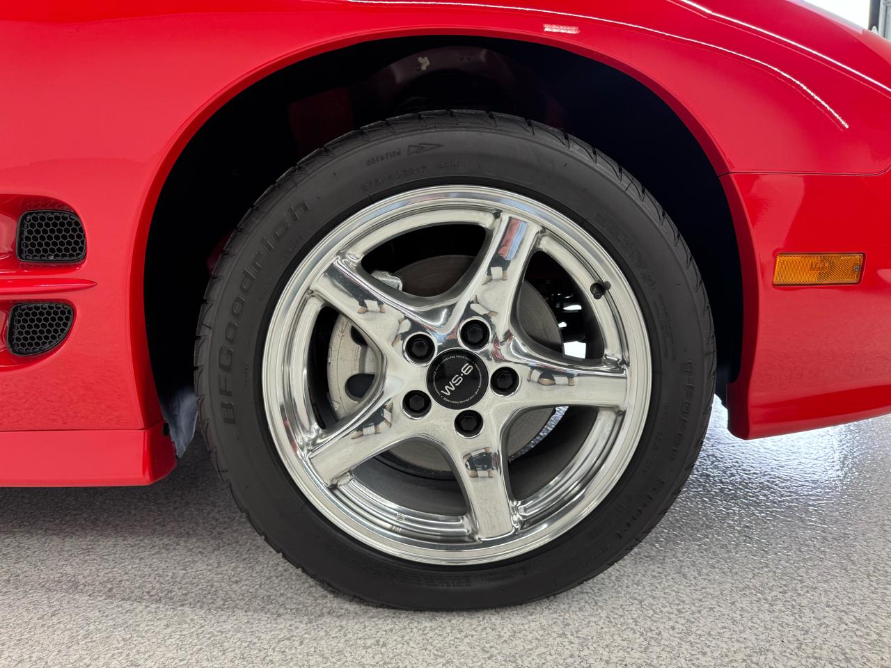 Pontiac Firebird  2001