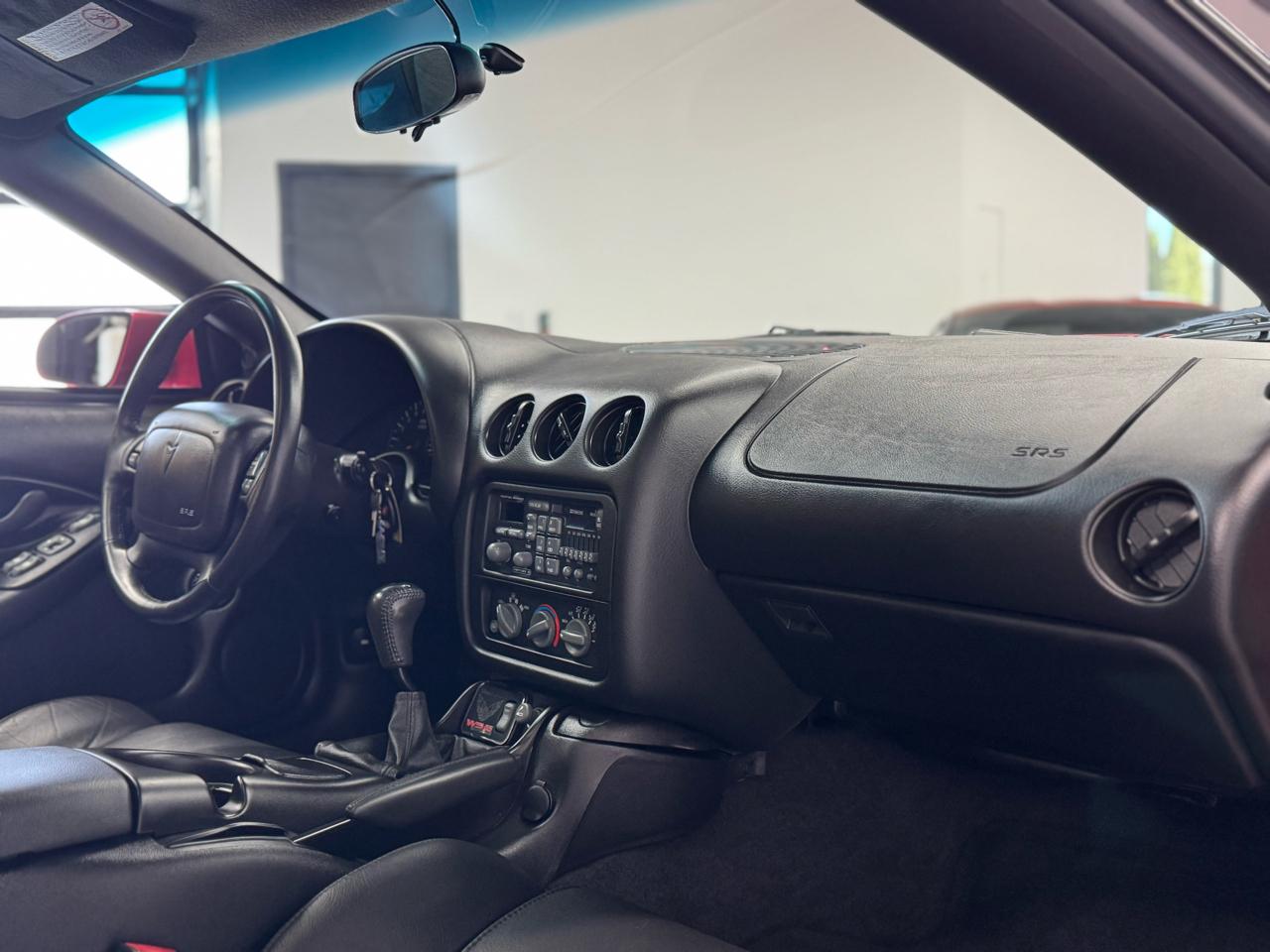 Pontiac Firebird  2001