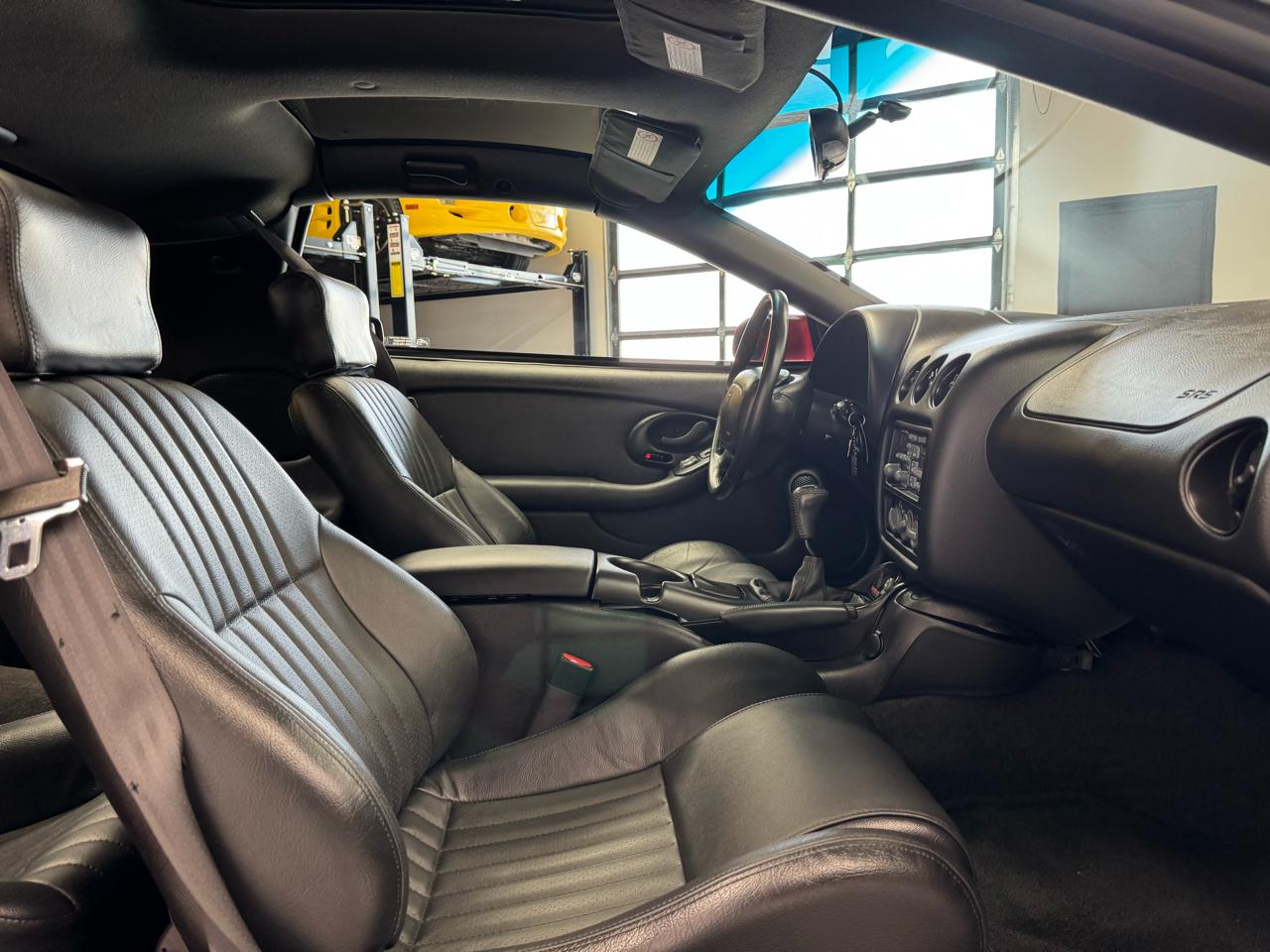 Pontiac Firebird  2001