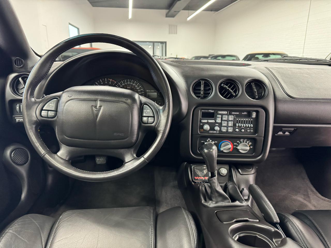 Pontiac Firebird  2001