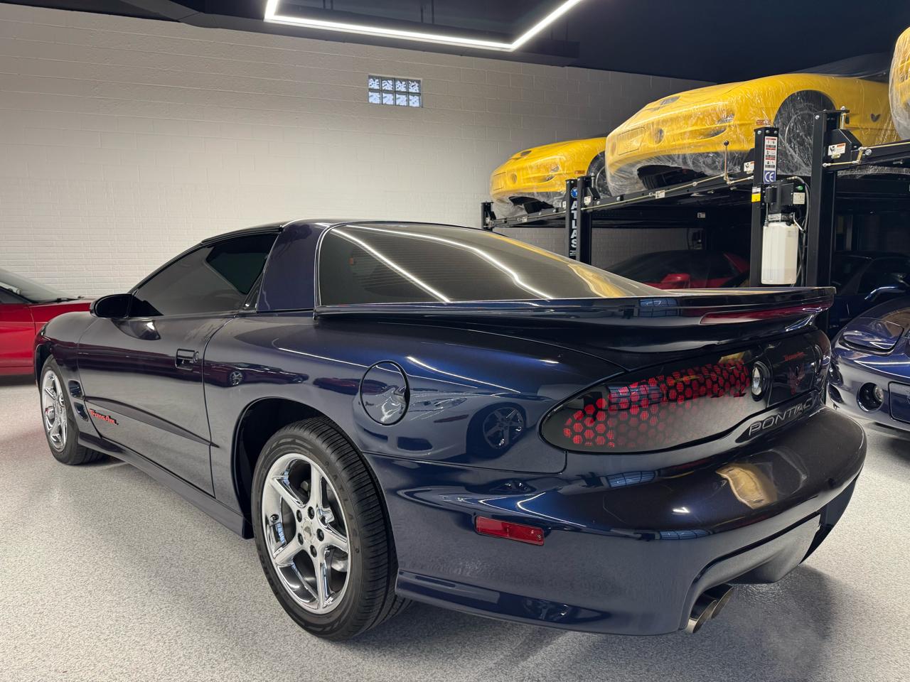 Pontiac Firebird  2002