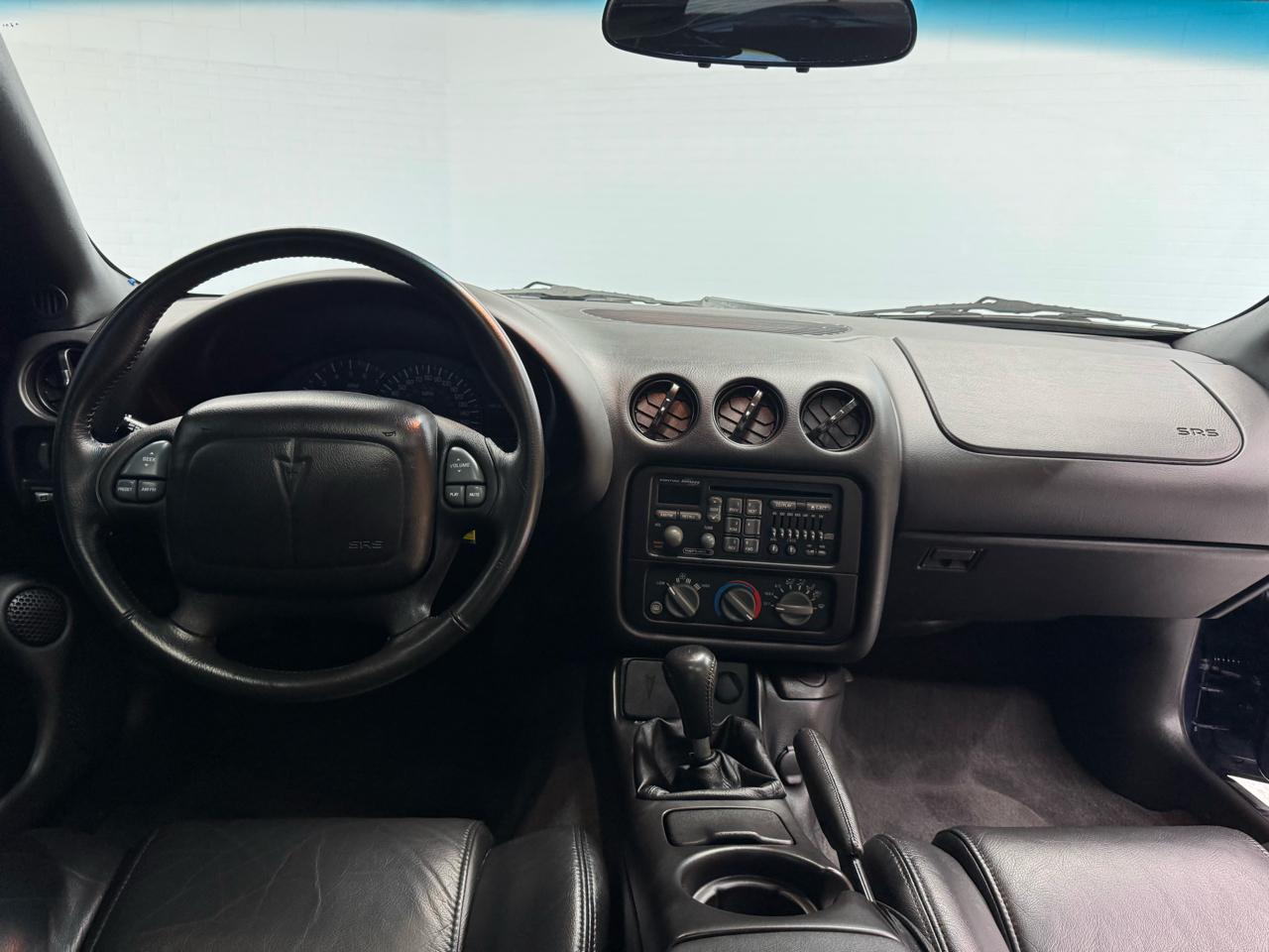 Pontiac Firebird  2002