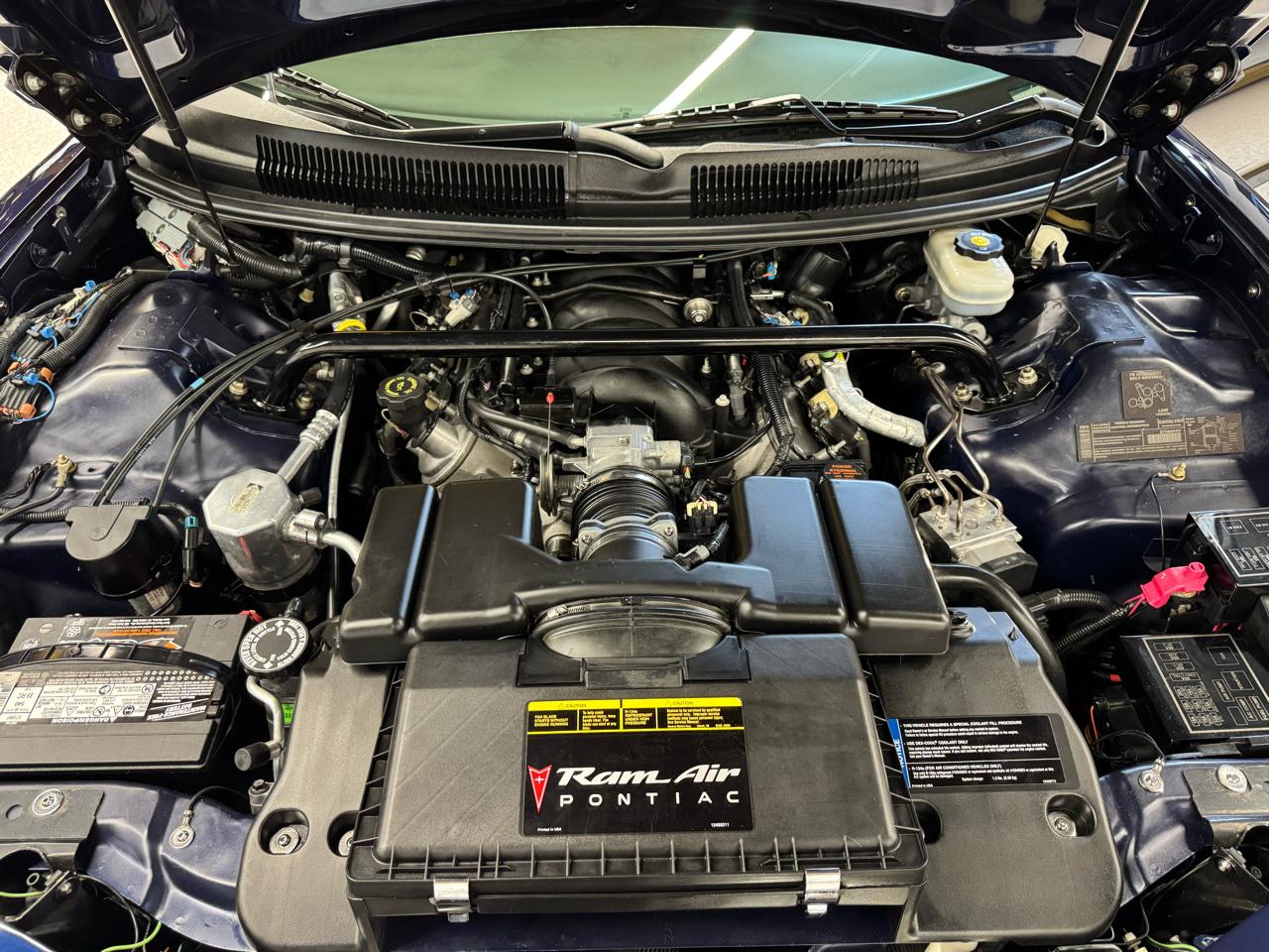 Pontiac Firebird  2002