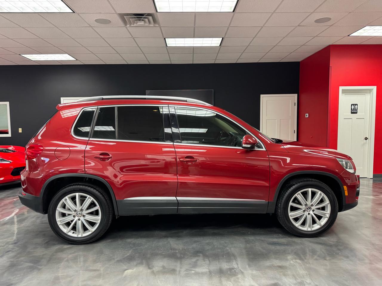 Volkswagen Tiguan SE 2015