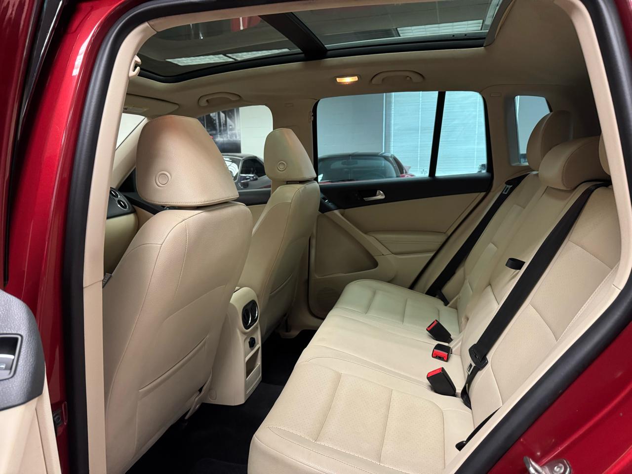 Volkswagen Tiguan SE 2015