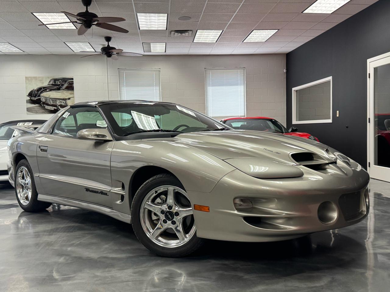 Pontiac Firebird Trans Am WS6 2000