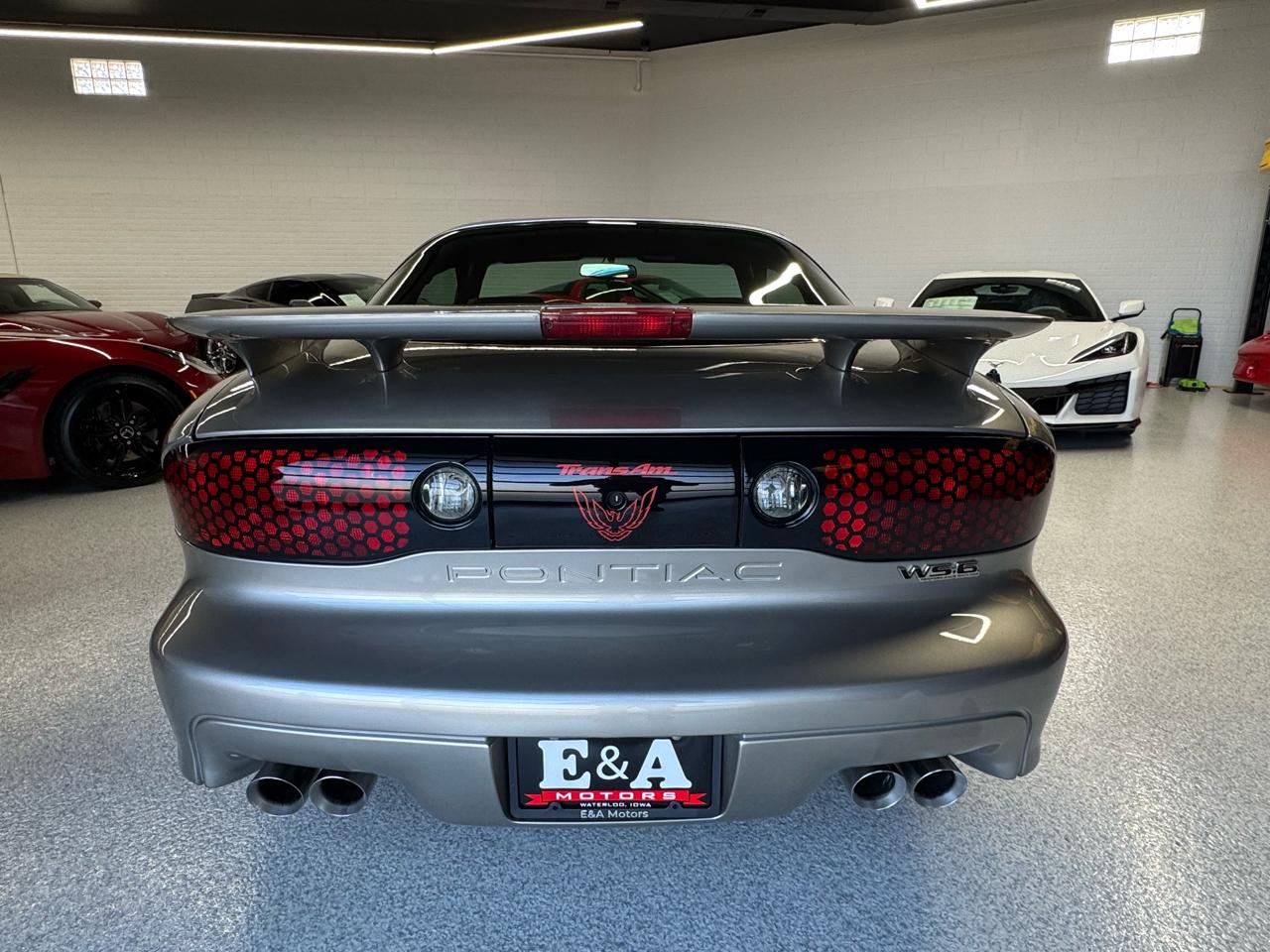 Pontiac Firebird Trans Am WS6 2000