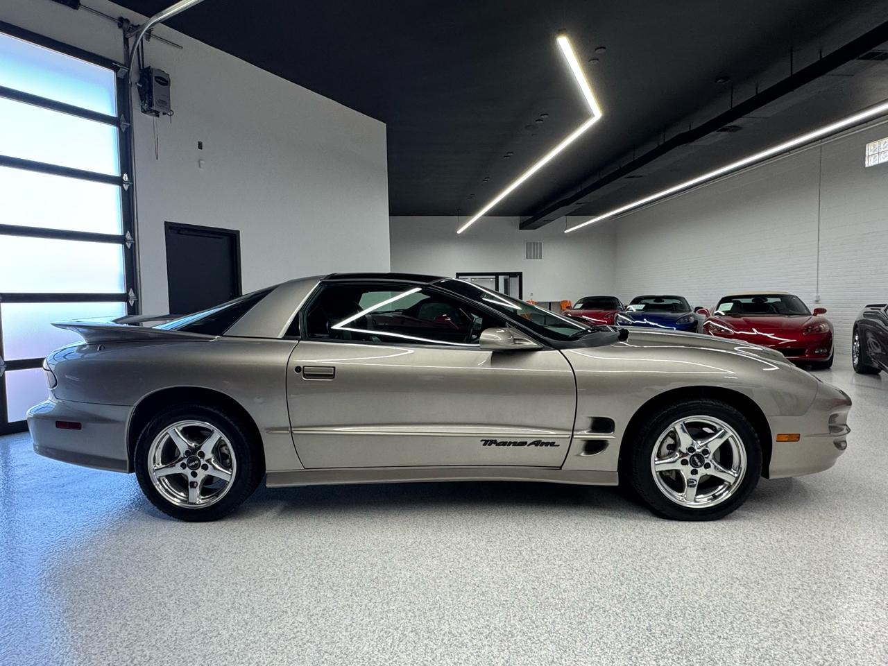 Pontiac Firebird Trans Am WS6 2000