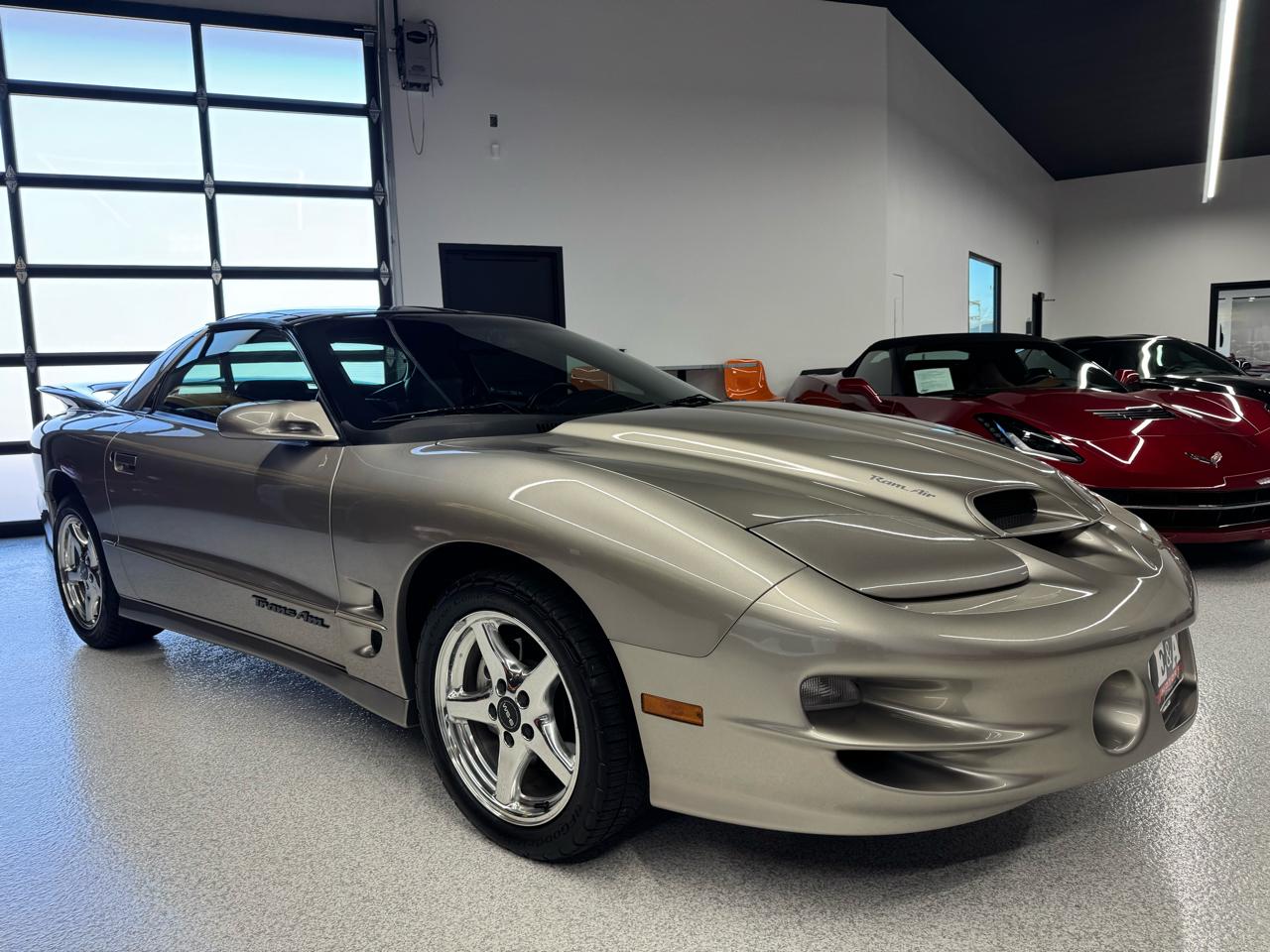 Pontiac Firebird Trans Am WS6 2000