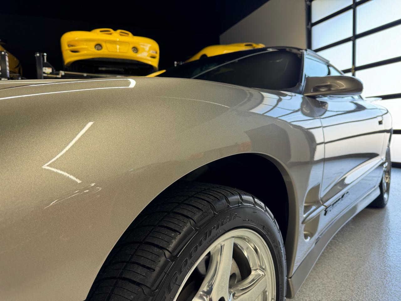 Pontiac Firebird Trans Am WS6 2000