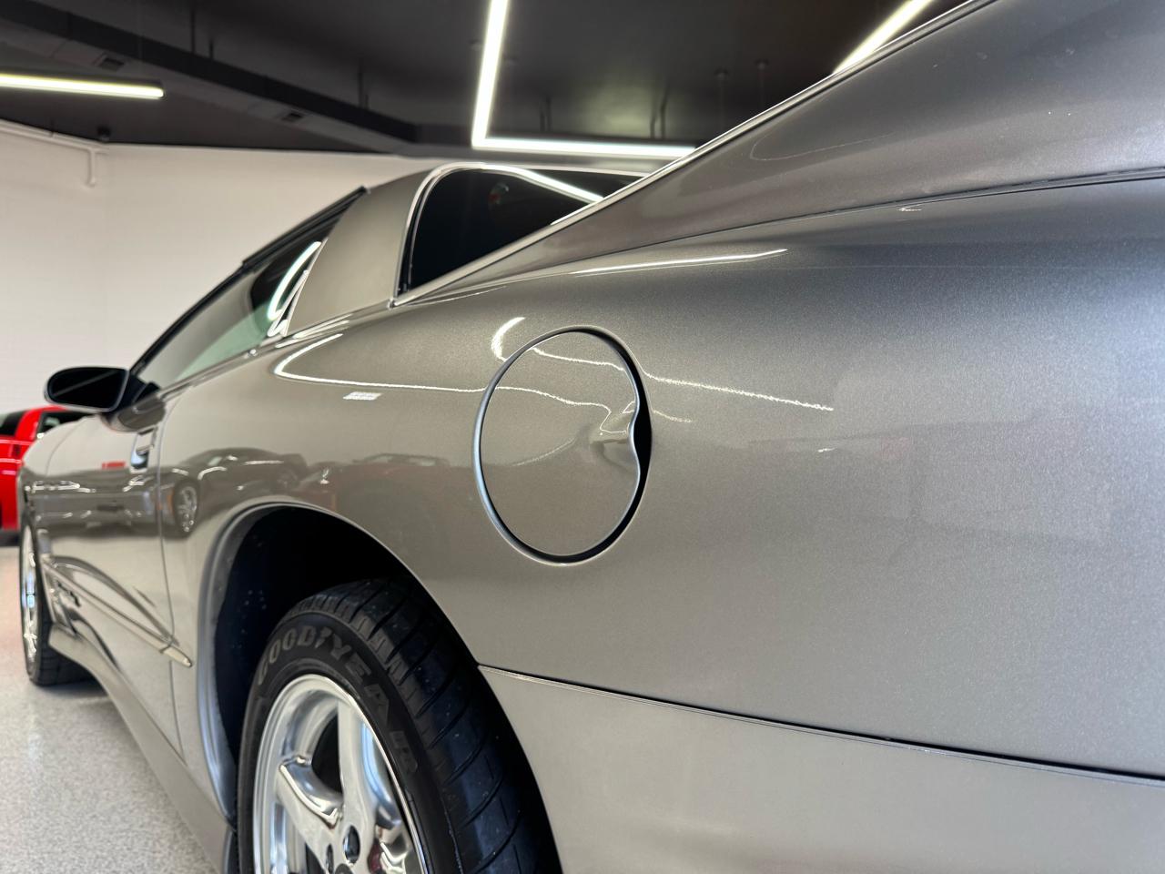 Pontiac Firebird Trans Am WS6 2000