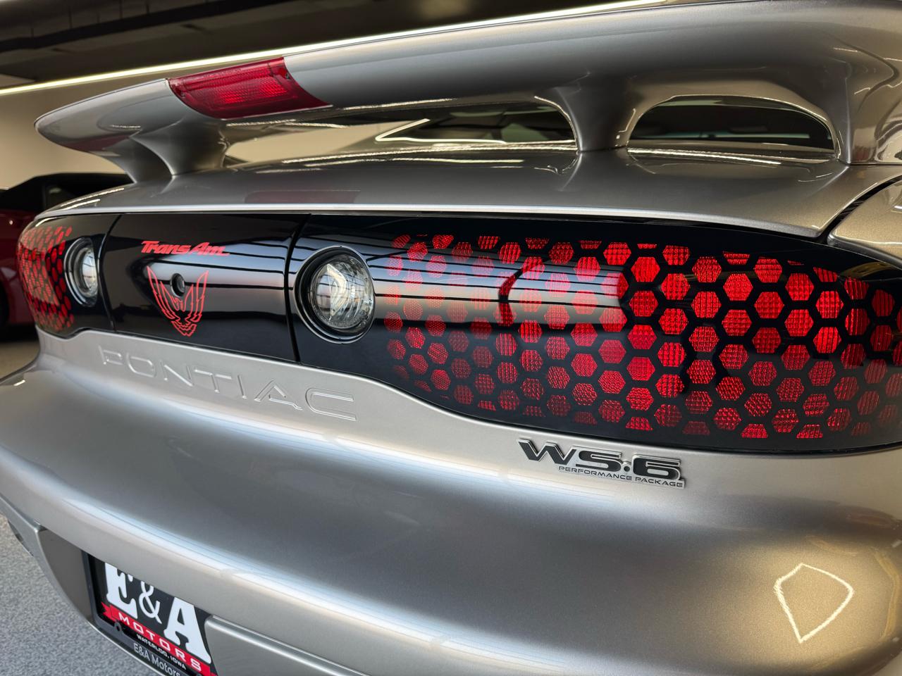 Pontiac Firebird Trans Am WS6 2000