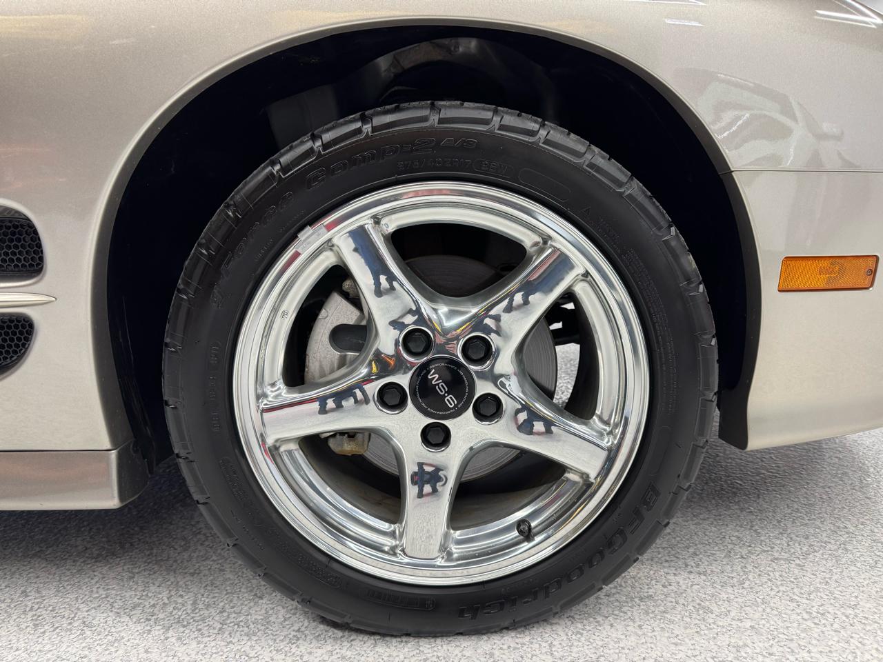 Pontiac Firebird Trans Am WS6 2000