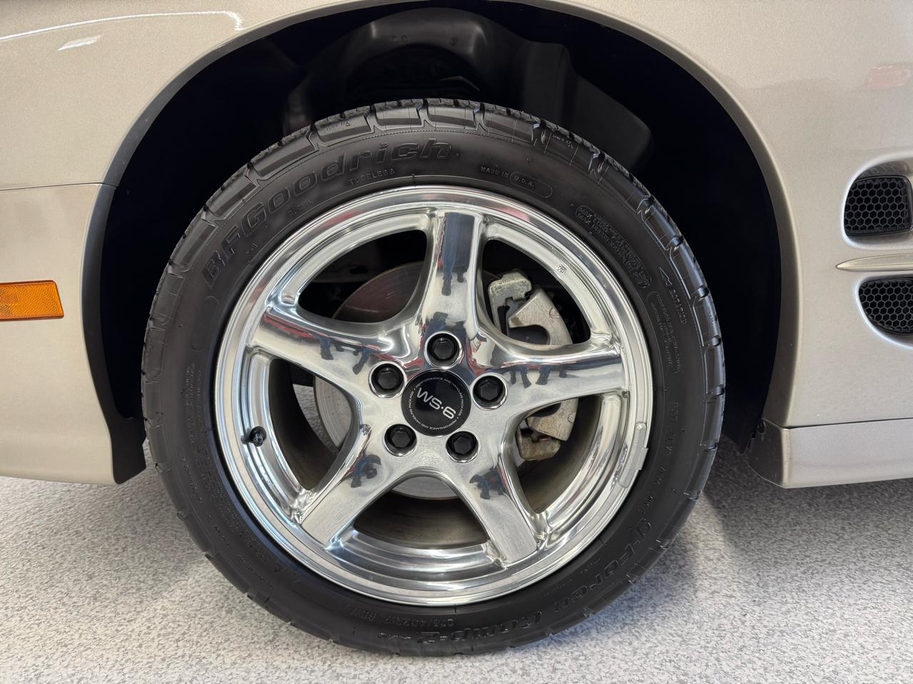 Pontiac Firebird Trans Am WS6 2000