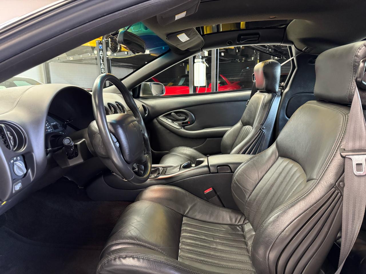 Pontiac Firebird Trans Am WS6 2000