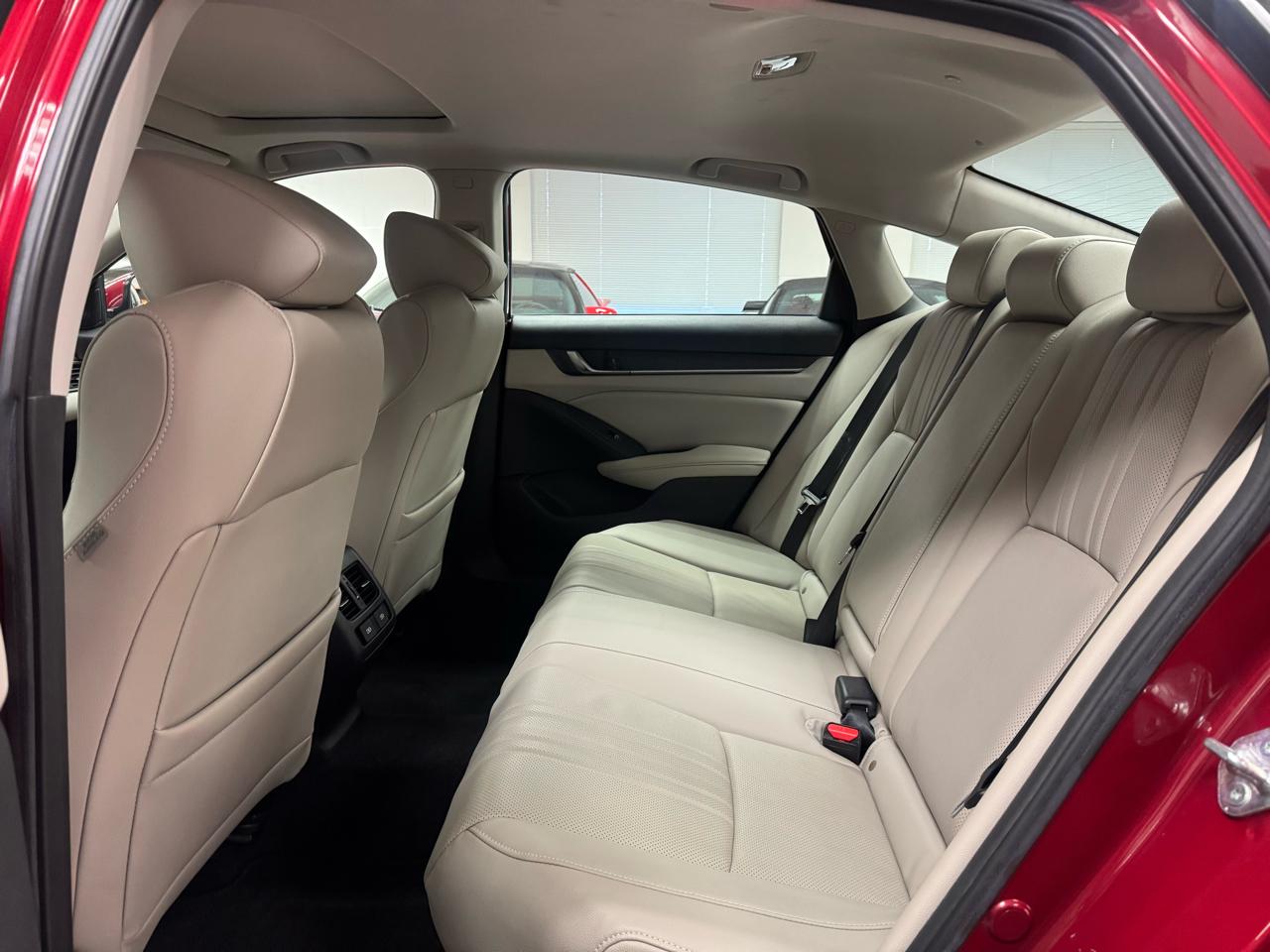 Honda Accord Hybrid  2021